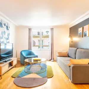 Holidaysinparis - Bourg Tibourg Париж